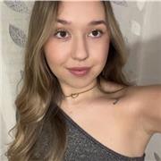 Hola! soy una estudiante de 2º de bachillerato que busca impartir clases particulares a clases de la ESO.